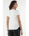 T-Shirt Skin Fit Alongada Gola V Branco