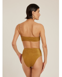 Top Detail Ambar
