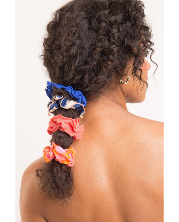 Malibu-Nina Scrunchie