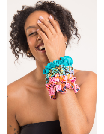 Amore-Pink Scrunchie 2