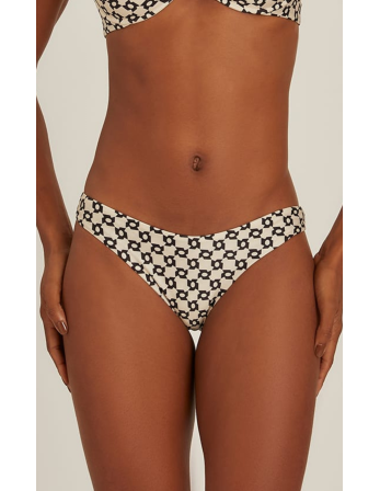 Bottom Symmetry Draped