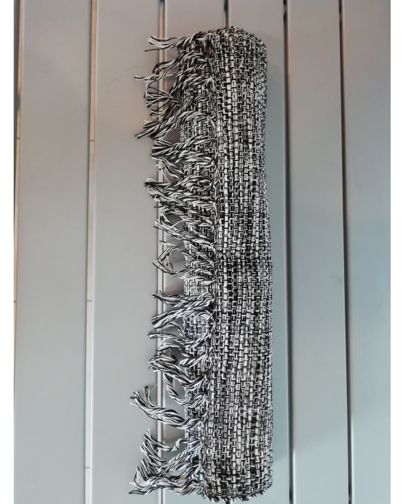 フリンジが施された黒のテーブルマット - Jogo Americano Black White