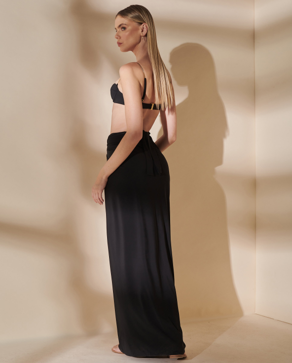 Black Sarong