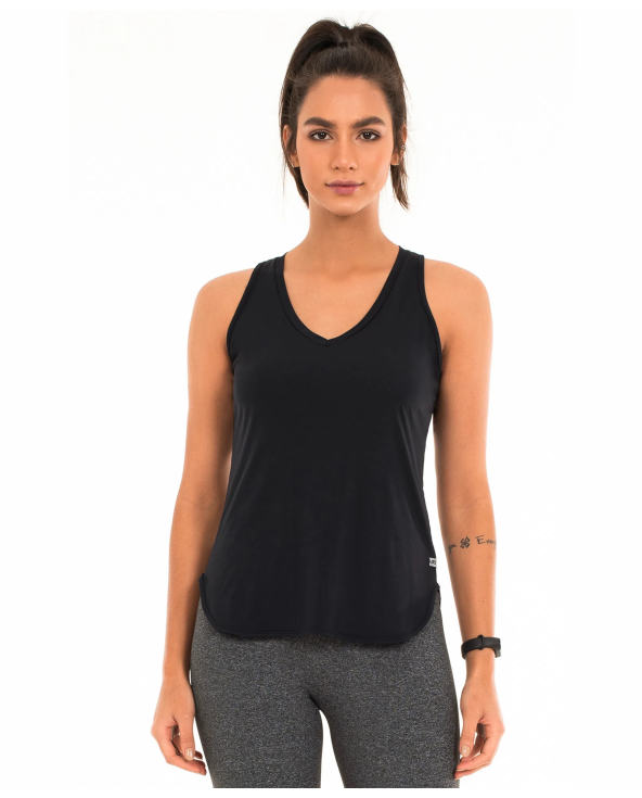 Regata Skin Fit Alongada Gola V Preto