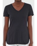 T-Shirt Skin Fit Alongada Gola V Preto