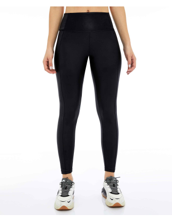 Legging Couro Com Recorte Rebatidos Preto 2